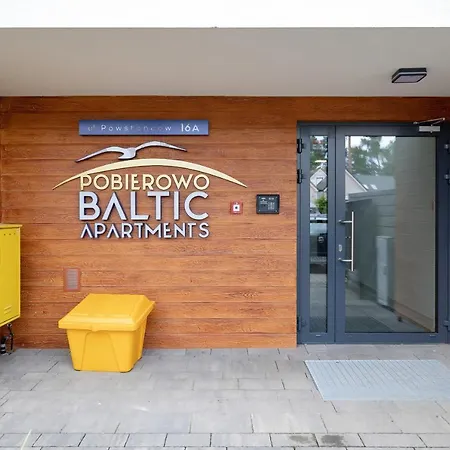 Baltic With Parking By Renters * ポビエロボ
